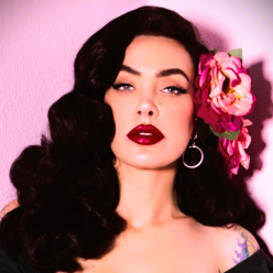 🌹Cigana Cabaret🪭